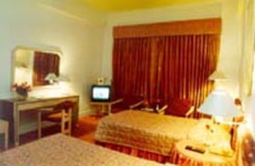 Shezan Hotel Doha Bagian luar foto